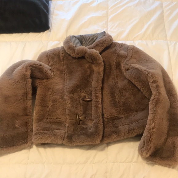 Herringbone faux fur reversible cropped coat - Picture 2 of 6